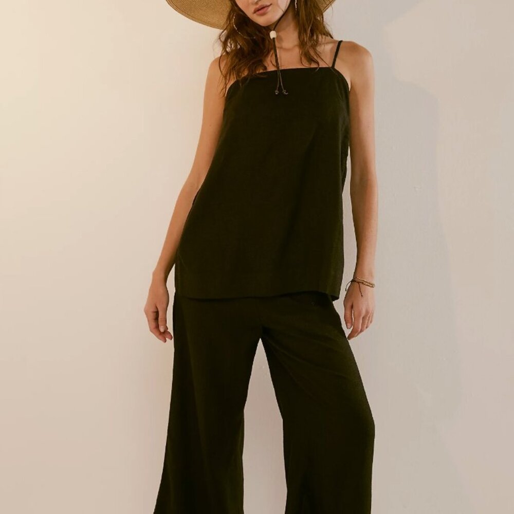 Free People Sightseer Linen Set